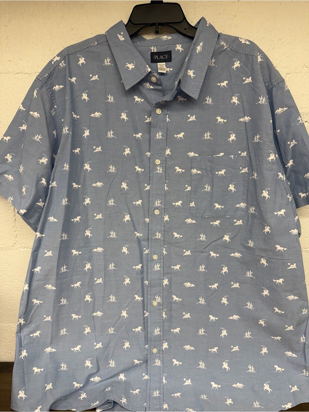 The Place Men's Short-Sleeve Blue Button-Up Shirt